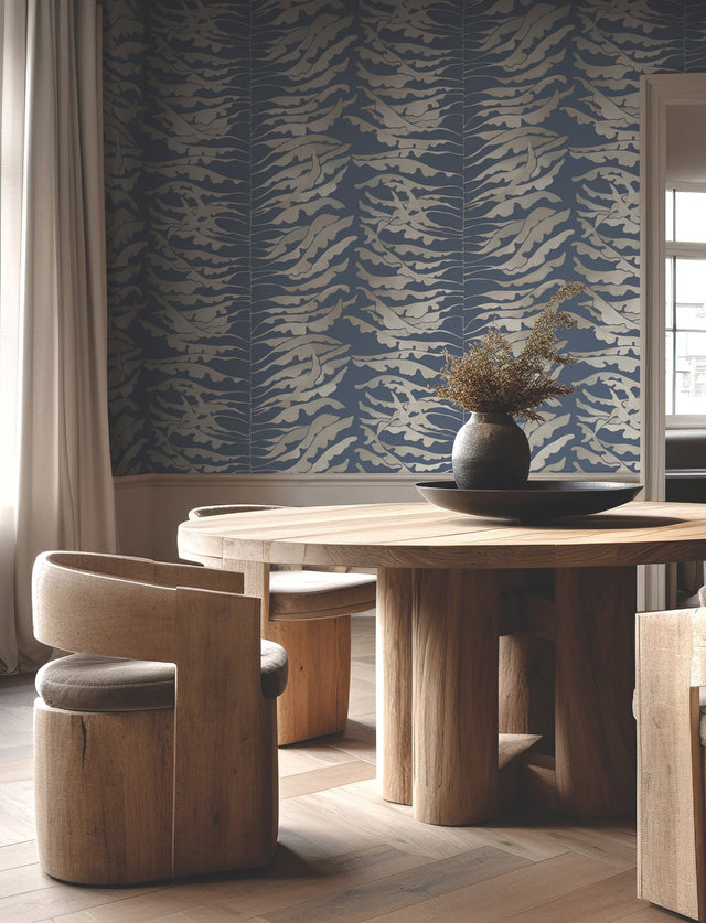 Leaf Column Navy Wallpaper with Metallic Botanical Modern Motif - York FM1043