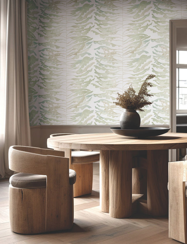 Leaf Column Green Wallpaper with Metallic Botanical Modern Pattern - York FM1045