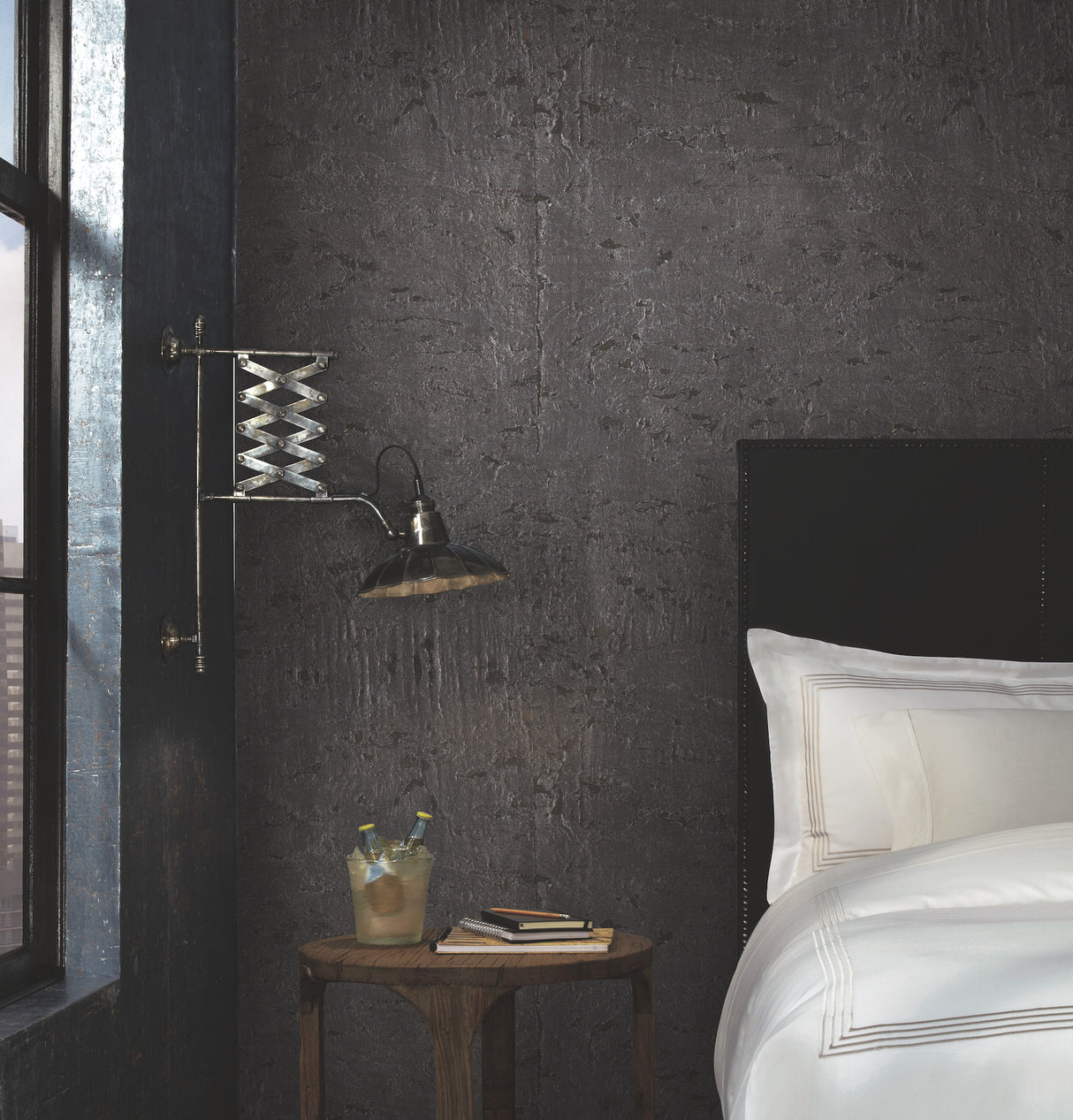 Ronald Redding Cork Metallic Wallpaper in Metallic by York Wallcoverings Unpasted Natural Cork Paper Sidewall 36-in x 24-ft - GR1098