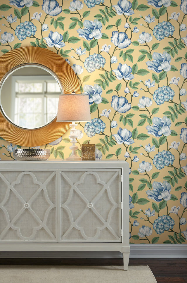 Morning Garden Yellow Wallpaper with Grandmillennial Floral Style - York GR5904