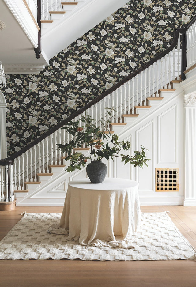 Marguerite Vine Black Vintage Floral Wallpaper - York GT4514