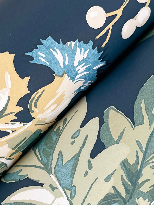 Briarwood Navy Wallpaper with Botanical Vintage Motif - York GT4523