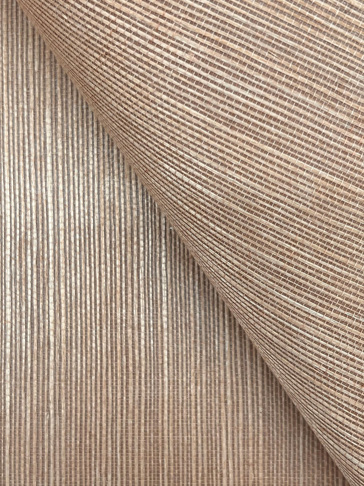 Maguey Sisal Fawn Wallpaper with Traditional Grasscloth Texture - York GV0104NWFD