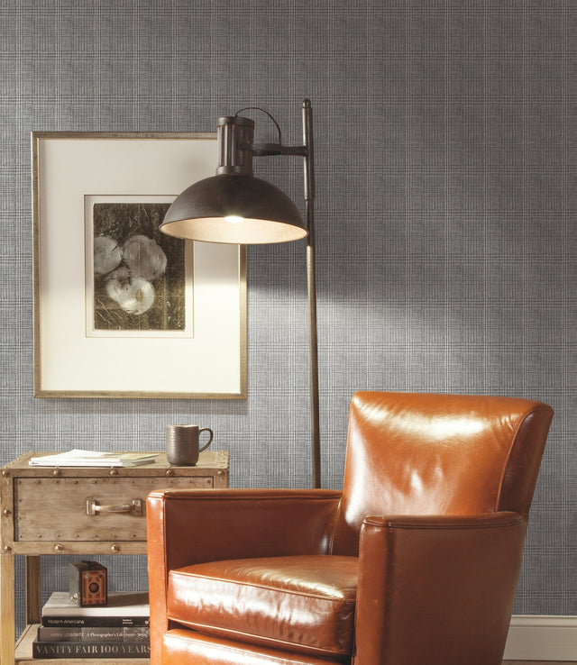 Shirting Plaid Black Wallpaper with Menswear Plaid Pattern, Non Woven Unpasted - York HO2170
