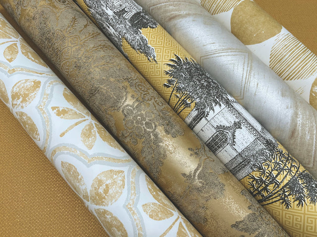Charleston Damask Yellow Wallpaper with Classic Acanthus Motif - York HS7956
