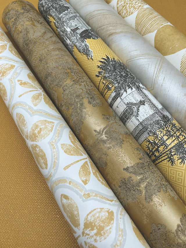 Charleston Damask Yellow Wallpaper with Classic Acanthus Motif - York HS7956