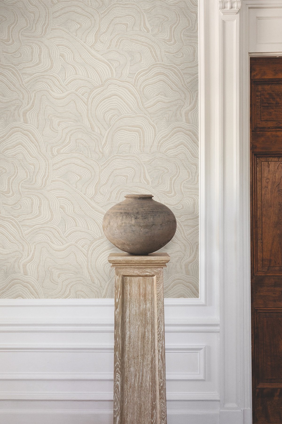 Geodes Taupe Wallpaper with Metallic Raised-Ink Geode Pattern - York KT2164