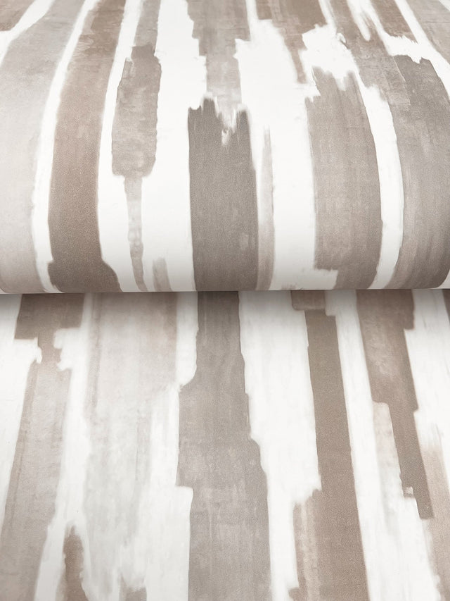Pluie Light Neutral Wallpaper with Painterly Vertical Motif - York LM5404