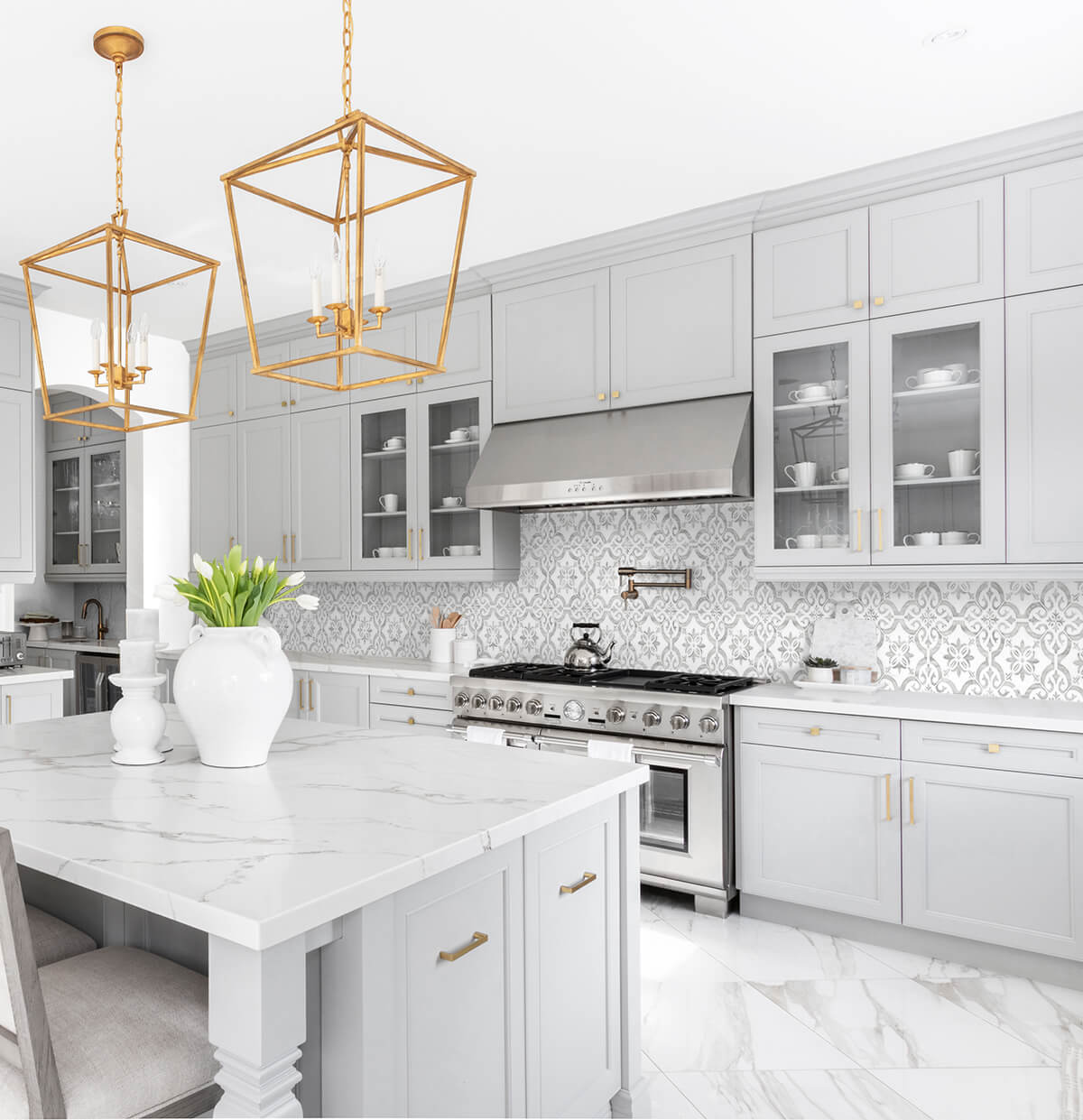 Porto Tile Harbor Mist by Lillian August Peel & Stick Tile Wallpaper – Lillian August LN21205