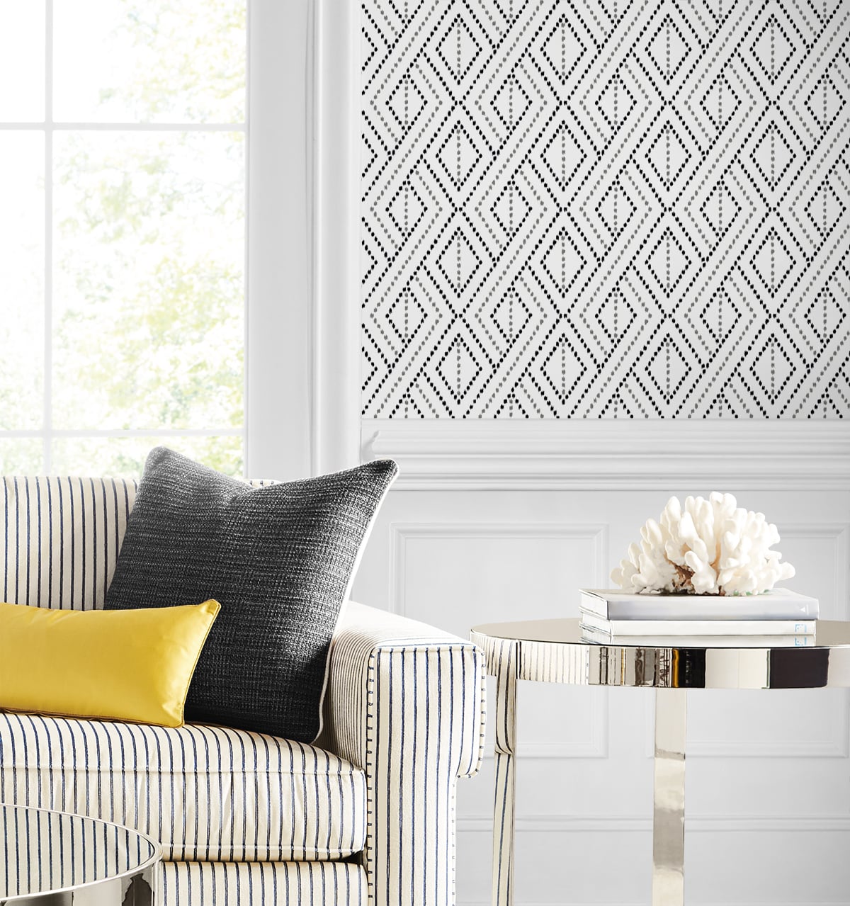 Boho Grid Alloy by Lillian August Peel & Stick Geometric Wallpaper – Lillian August LN30200