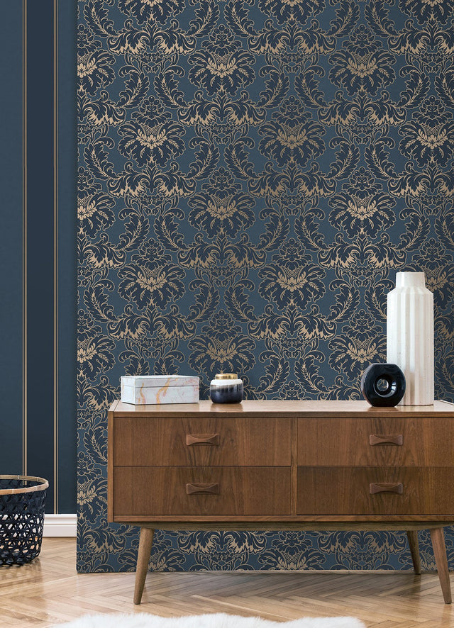 Windsor Blue Damask Wallpaper with Traditional Damask Pattern - Brewster M1704