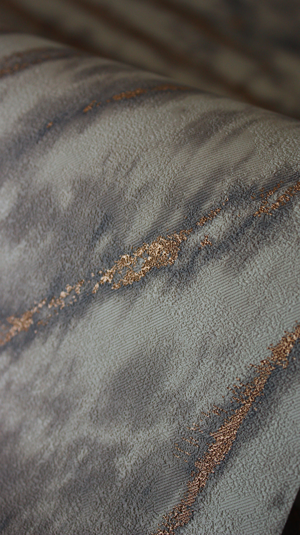 Arran Stone by Fine Decor Swirling Stripe Wallpaper – Brewster Home Fashions M1863