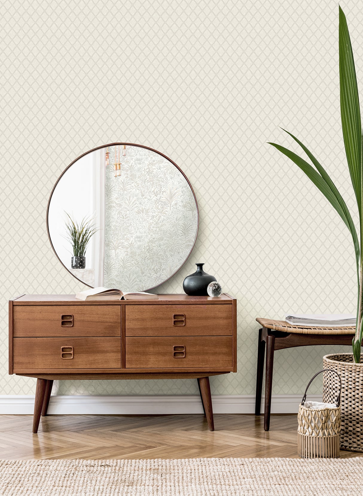 Santina White & Silver by Fine Decor Trellis Wallpaper – Brewster Home Fashions M95680