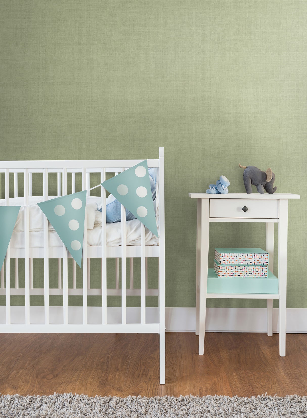 Vava Varlov Light Green by York Wallcoverings Solid Texture Wallpaper – York Wallcoverings MB16038
