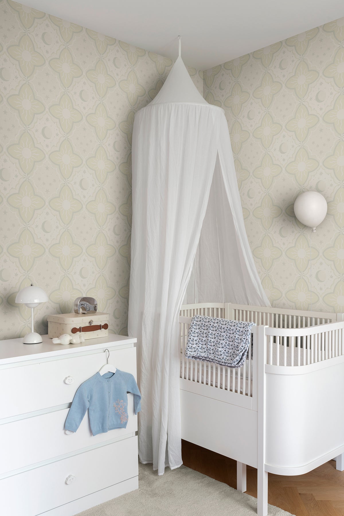 Sol & Mane Beige by York Wallcoverings Daydream Collection Whimsical Celestial Quatrefoil Sun Moon Stars Non Woven Wallpaper Roll - MB29031