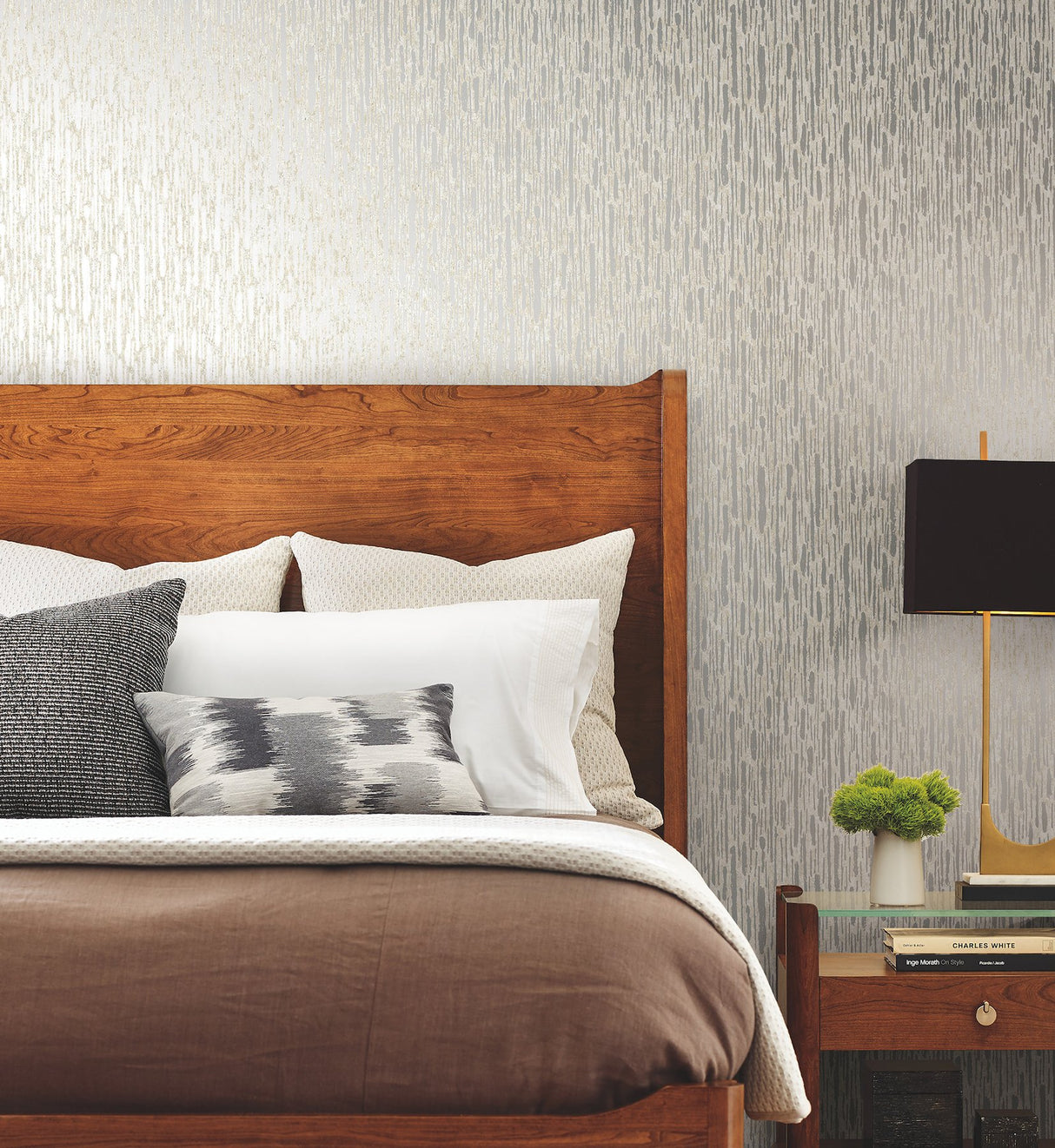 Metallic Cascade Cream & Silver Textured Metallic Wallpaper - York MD7151