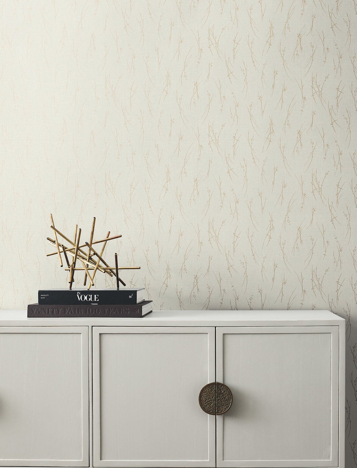 Sprigs Cream & Gold Wallpaper with Metallic Botanical Sprigs - York MD7192