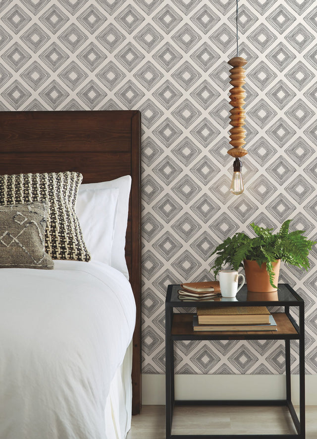 Diamond Sketch Black & White Geometric Prepasted Wallpaper - York ME1579