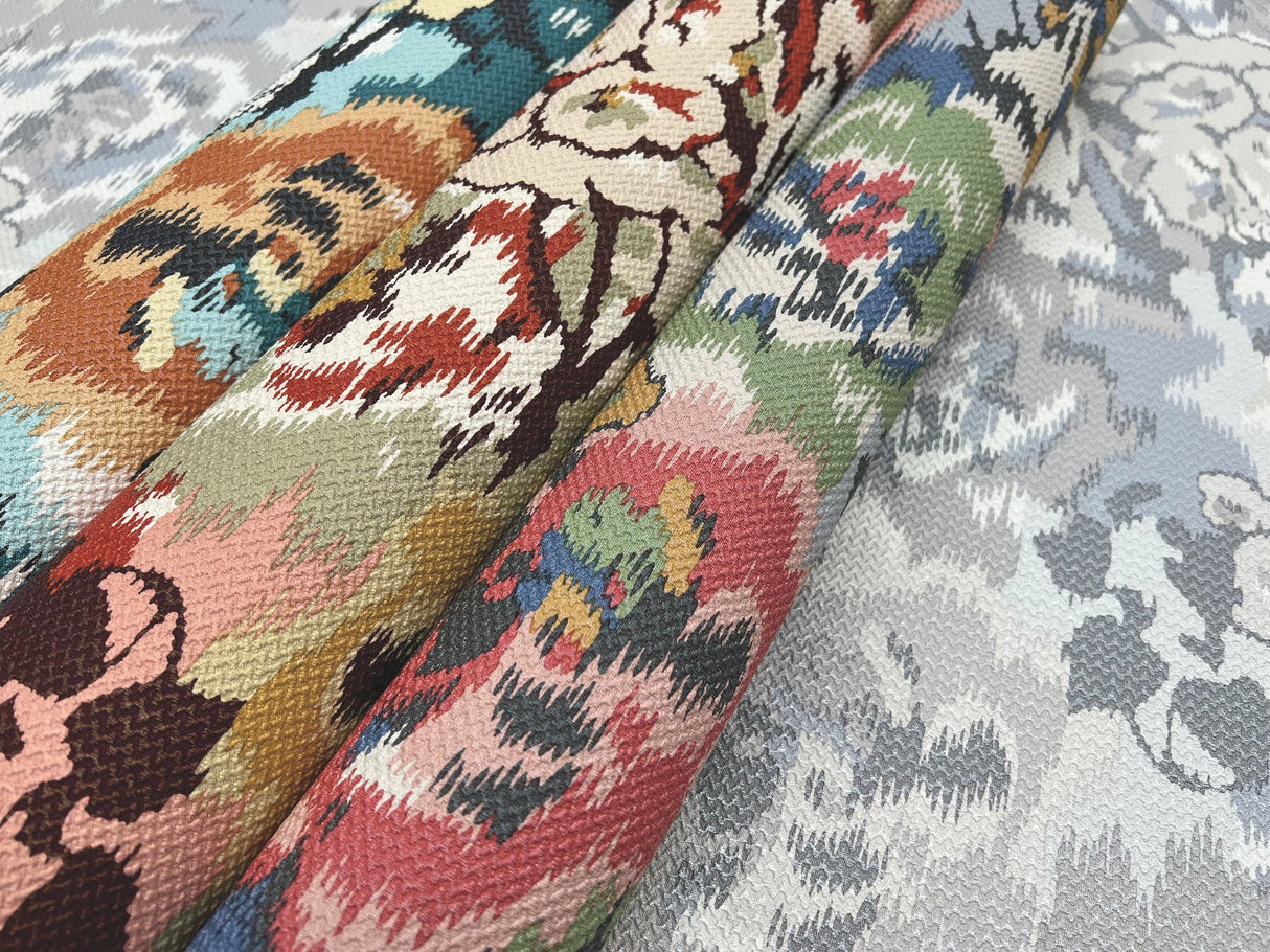 Flower Pot Grey Wallpaper with Painterly Floral Pattern - Missoni MI10303