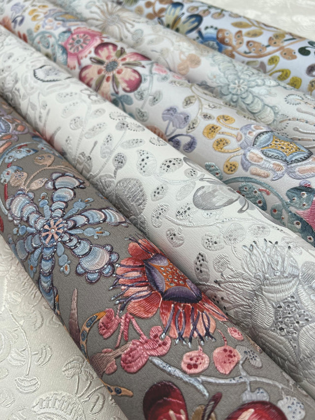 Magic Garden Black Wallpaper with Floral Botanical Motif - York MI10310