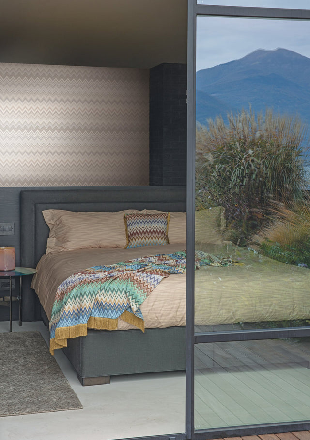 Happy Zigzag Grey Wallpaper with Geometric Chevron Pattern - York MI10331