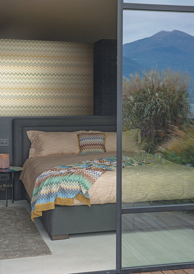 Happy Zigzag Green Wallpaper with Chevron Geometric Pattern, Unpasted Non Woven Mylar - York MI10333