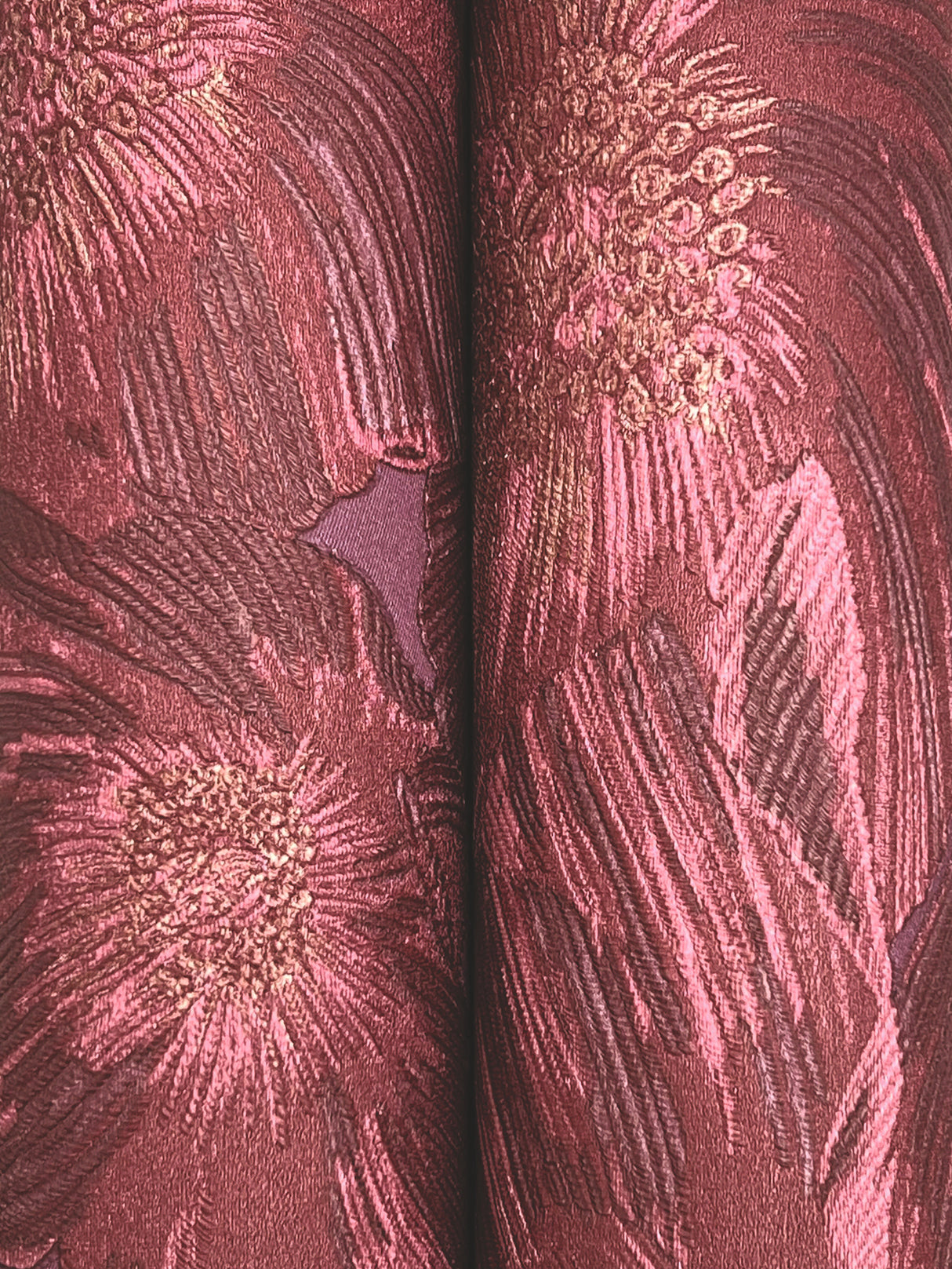 Anemoni Burgundy by Missoni Floral Vinyl Non Woven Wallpaper – York Designer Series MI10505