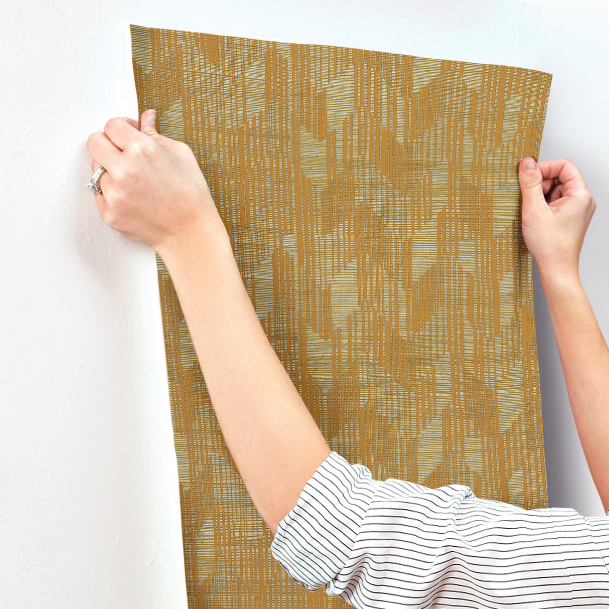 Birch Gold by Missoni Raffia Grasscloth Wallpaper – York Designer Series MI10526