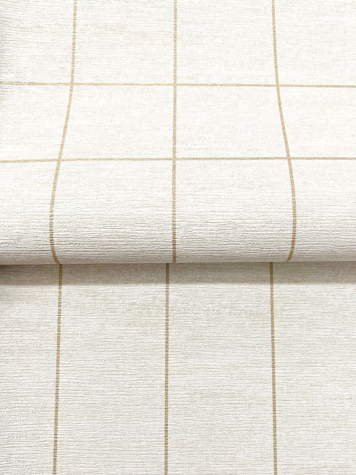 Boulevard Nesting by Magnolia Home Geometric Grid Commercial Vinyl Wallpaper – York Wallcoverings MJ4847