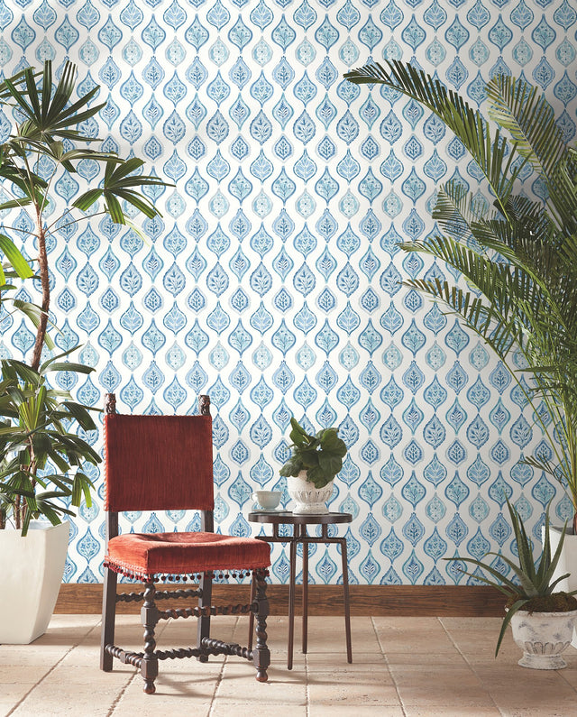 Marketplace Motif White & Blue Wallpaper with Bohemian Ogee Pattern - York MN1850