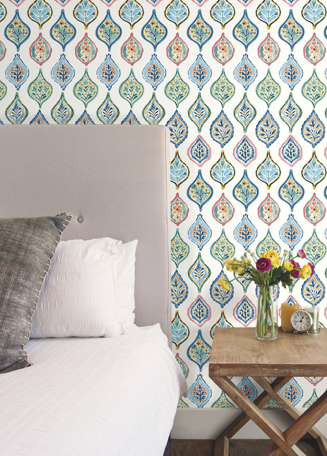 Marketplace Motif White & Multi Wallpaper with Bohemian Ogee Pattern - York MN1852