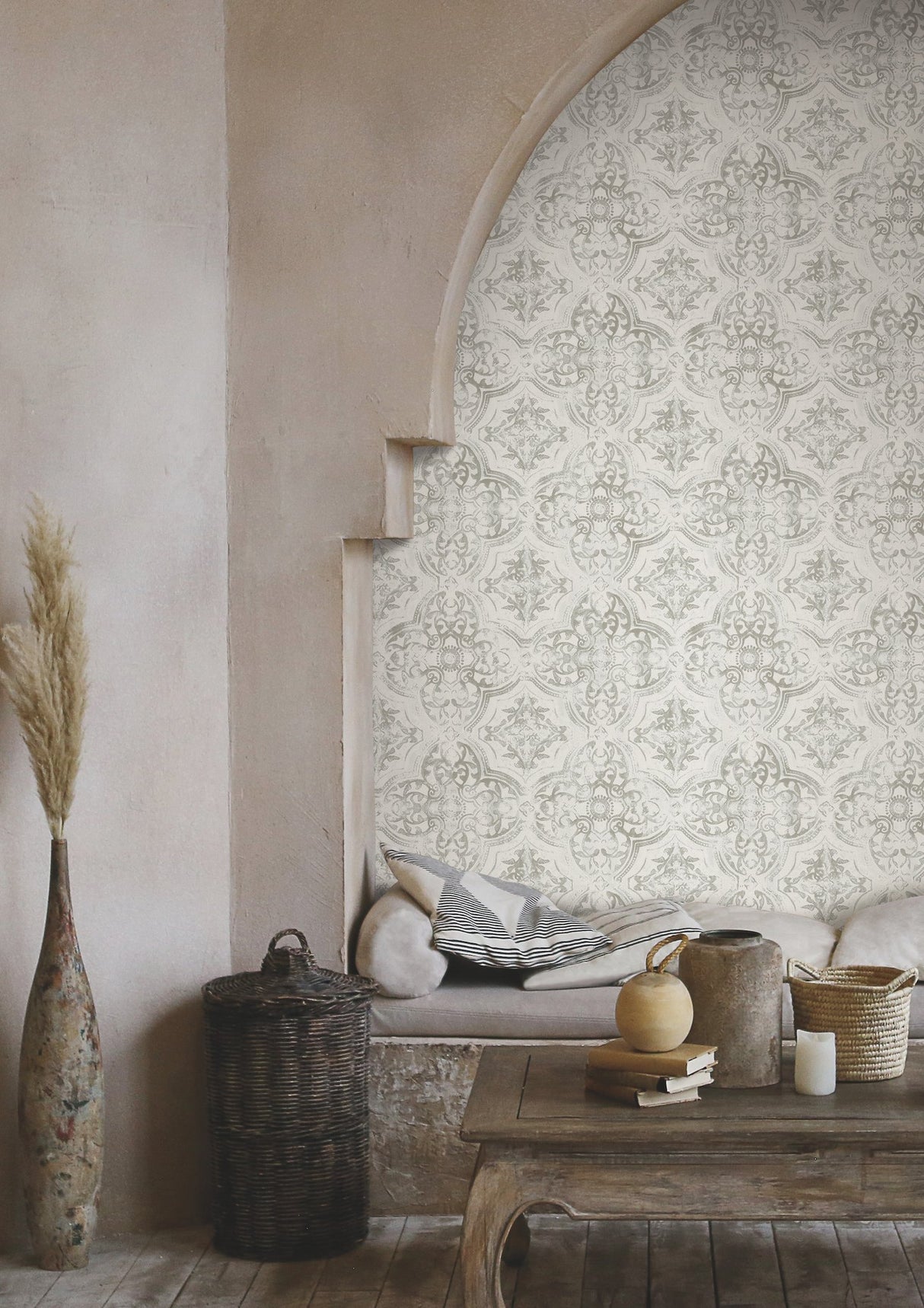 Quartet White & Neutral Wallpaper with Bohemian Medallion Tile Pattern - York MN1893