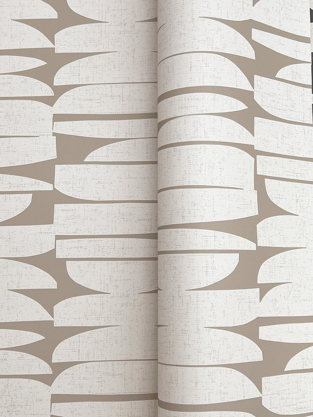 Lovely Libra Dune by York Wallcoverings Geometric Non Woven Wallpaper – York Wallcoverings MT5652