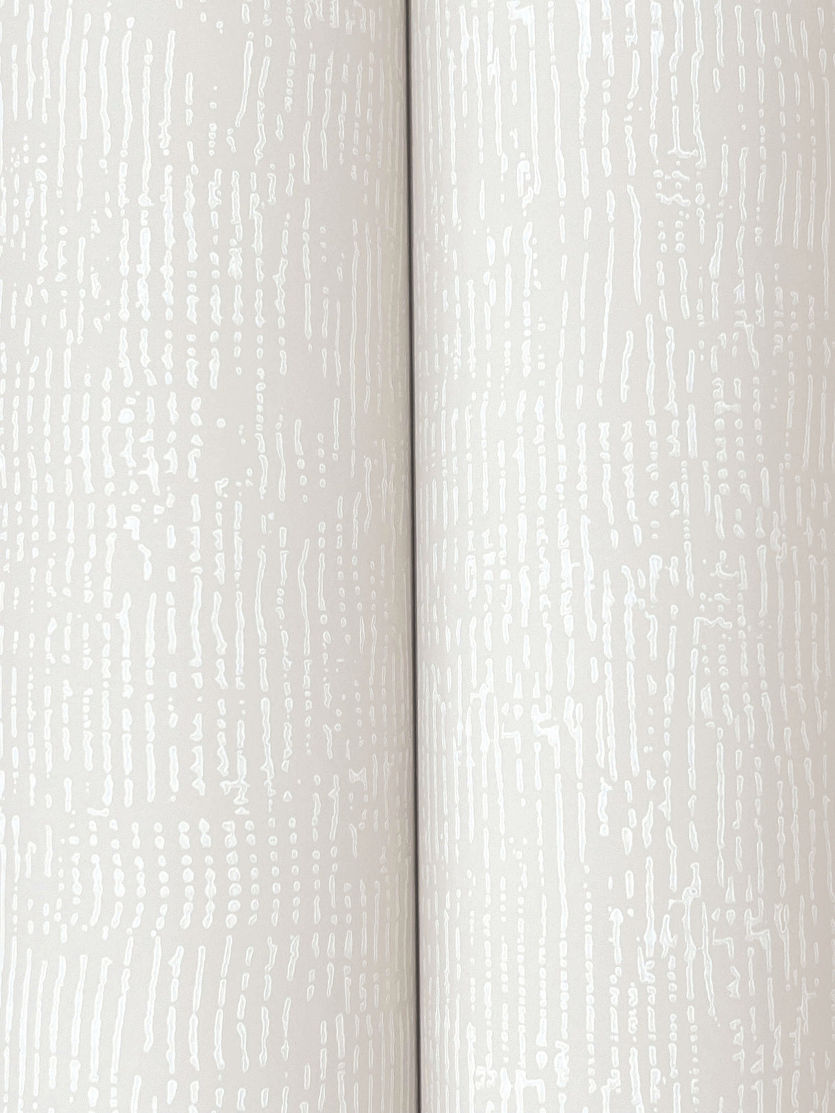 Trabadillo Plaster Fog by York Wallcoverings Small Prints Wallpaper – York Wallcoverings MT5664