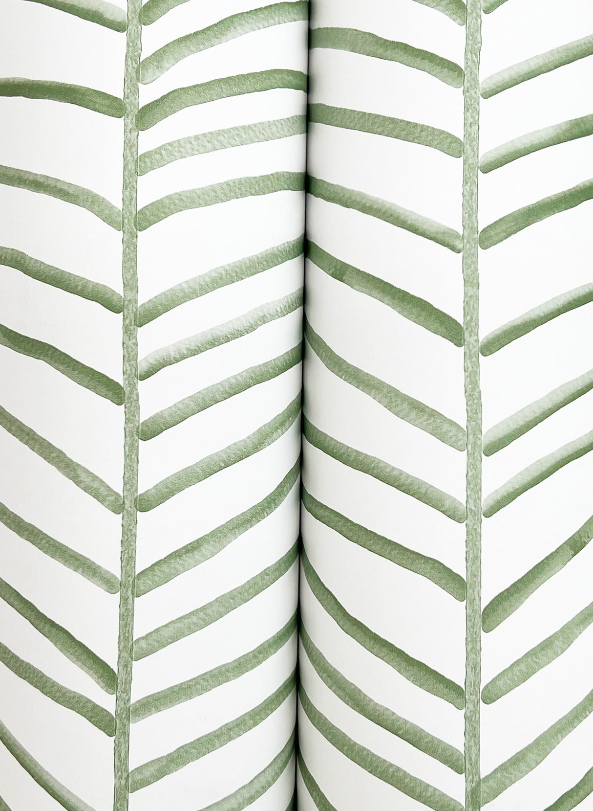 Cascade Palm Chevron Palm by York Wallcoverings Wallpaper – York Wallcoverings MT5674
