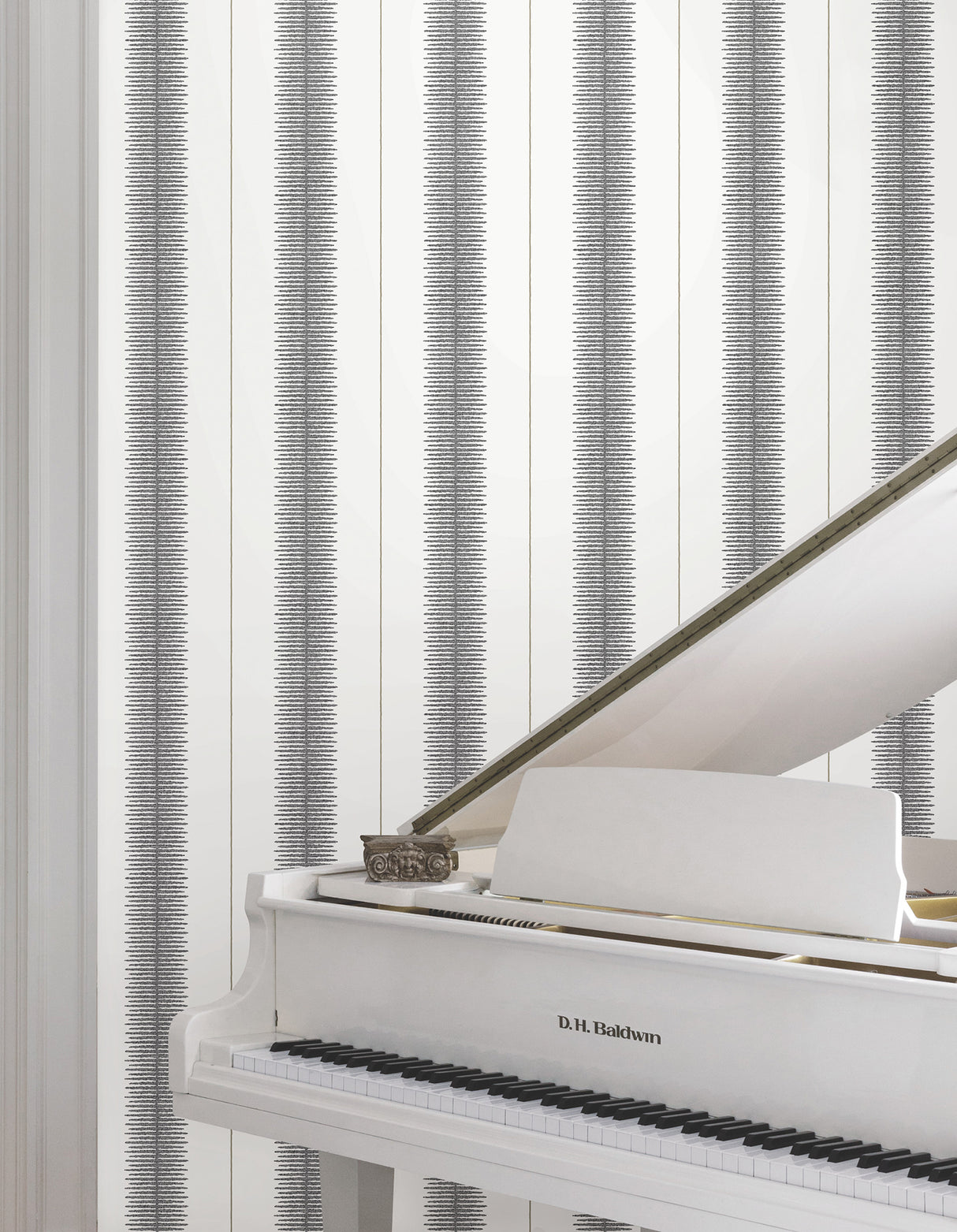 Tandem Stripe Black by Ronald Redding Stripe Wallpaper – York Designer Series MX9615