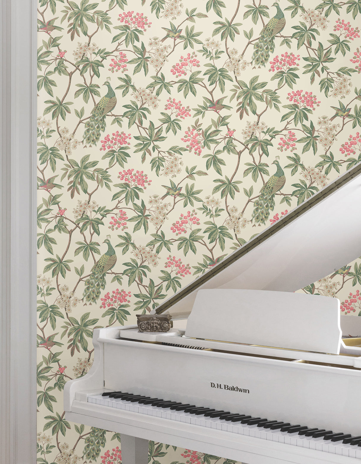Peacock Estate Cream by Ronald Redding Wallpaper – York Designer Series MX9665