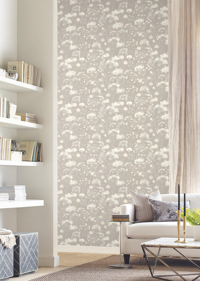Botanical Fantasy Light Grey Wallpaper with Botanical Floral Motif - York NA0540