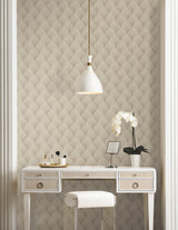 Metallic Beige Gold Scallop Wallpaper with Glam Foil Pattern - York NT6107