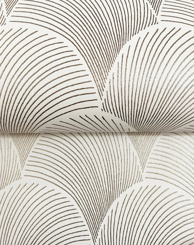 Metallic White Gold Scallop Wallpaper with Glam Foil Pattern - York NT6109