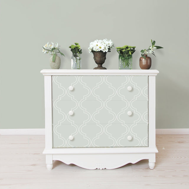 Quatrefoil Grey Peel & Stick Wallpaper