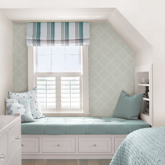 Quatrefoil Grey Peel & Stick Wallpaper
