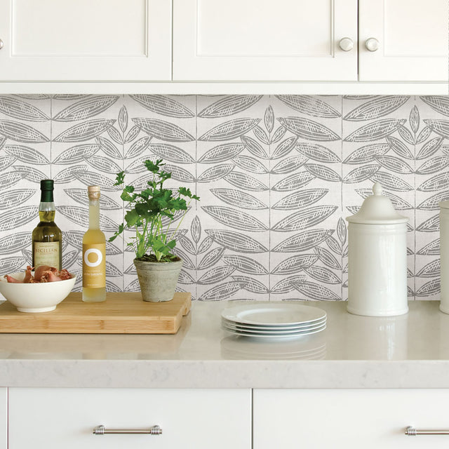 Terrain Grey Peel & Stick Wallpaper with Scandinavian Botanical Leaf Pattern - NuWallpaper NUS3263