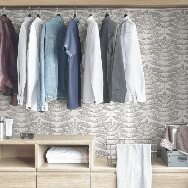 Terrain Grey Peel & Stick Wallpaper with Scandinavian Botanical Leaf Pattern - NuWallpaper NUS3263