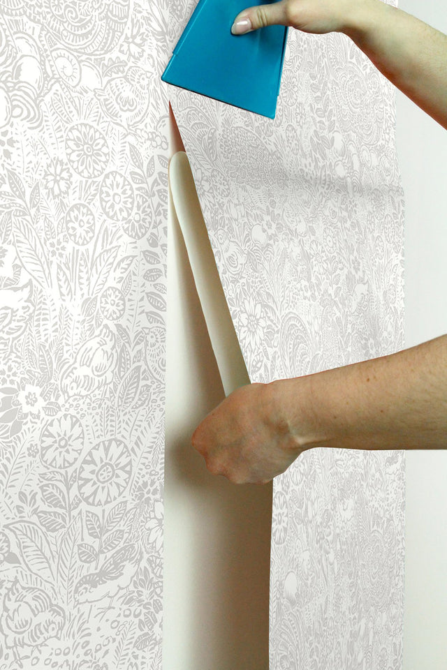 Jolene Cream Peel & Stick Wallpaper
