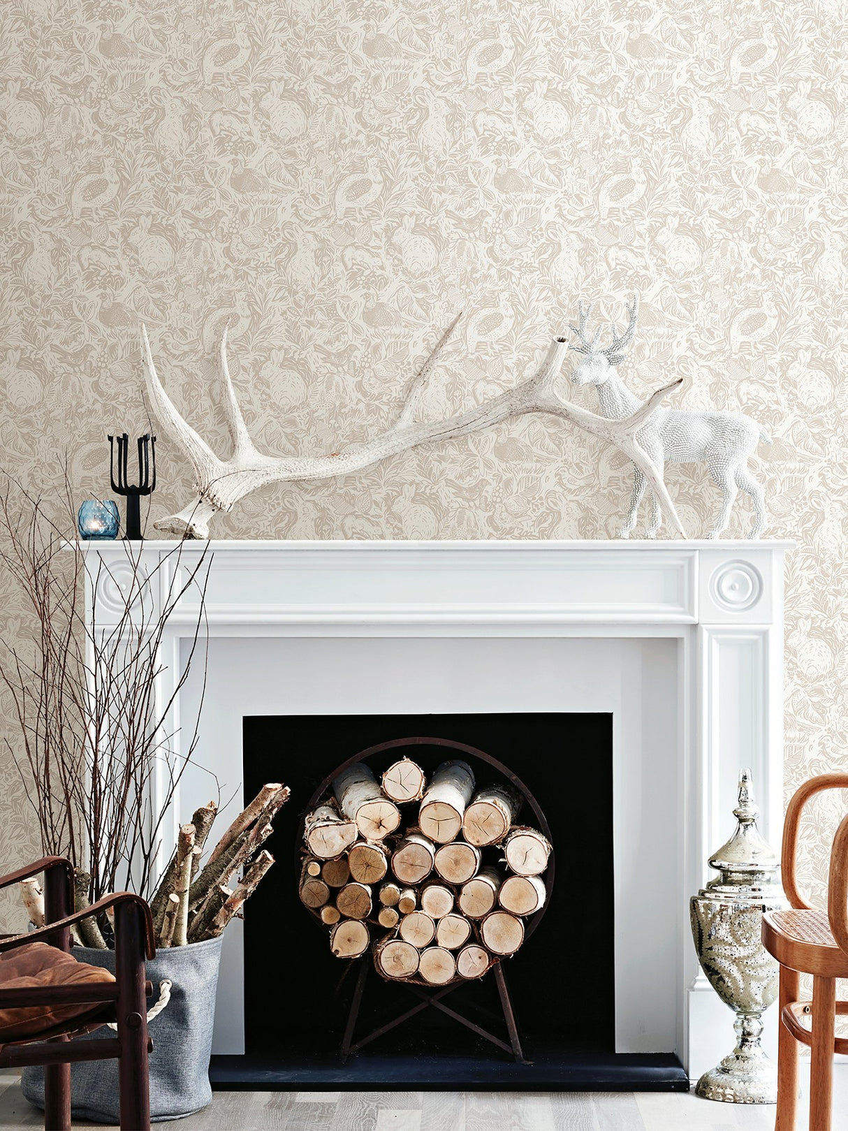Terrene Cream Peel & Stick Wallpaper with Whimsical Novelty Forest Animal Pattern - NuWallpaper NUS4304