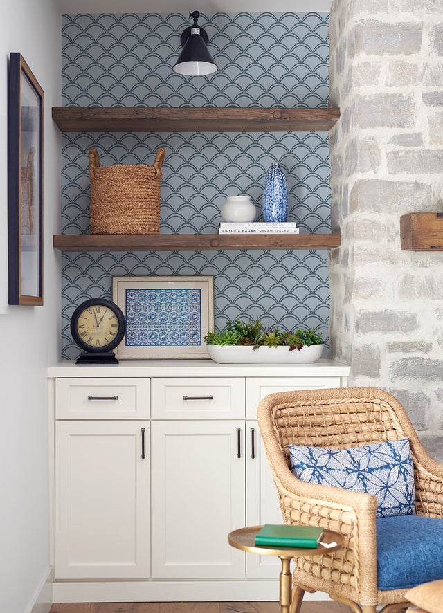 Deco Wave Blue Peel & Stick Wallpaper with Art Deco Scallop Geometric Pattern, Retro Style - NuWallpaper NUS4908