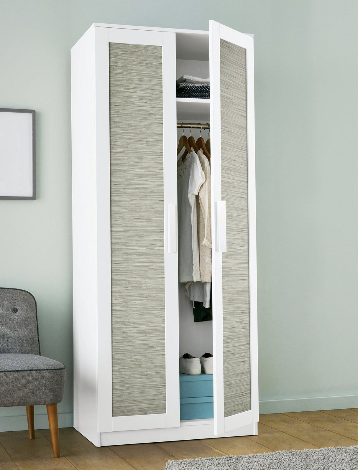 Grassweave Green Faux Grasscloth Peel & Stick Wallpaper with Raised Ink Texture - NuWallpaper NUS4993