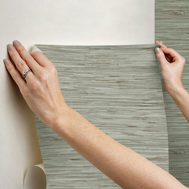 Grassweave Green Faux Grasscloth Peel & Stick Wallpaper with Raised Ink Texture - NuWallpaper NUS4993
