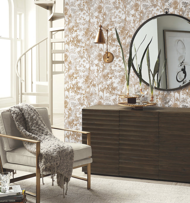 Shimmering Foliage White & Gold Wallpaper with Metallic Botanical Pattern - York NW3583